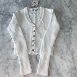 ZARA | new with tags! | color white | fitted sweater | jewel buttons | SOFT!!!🤍